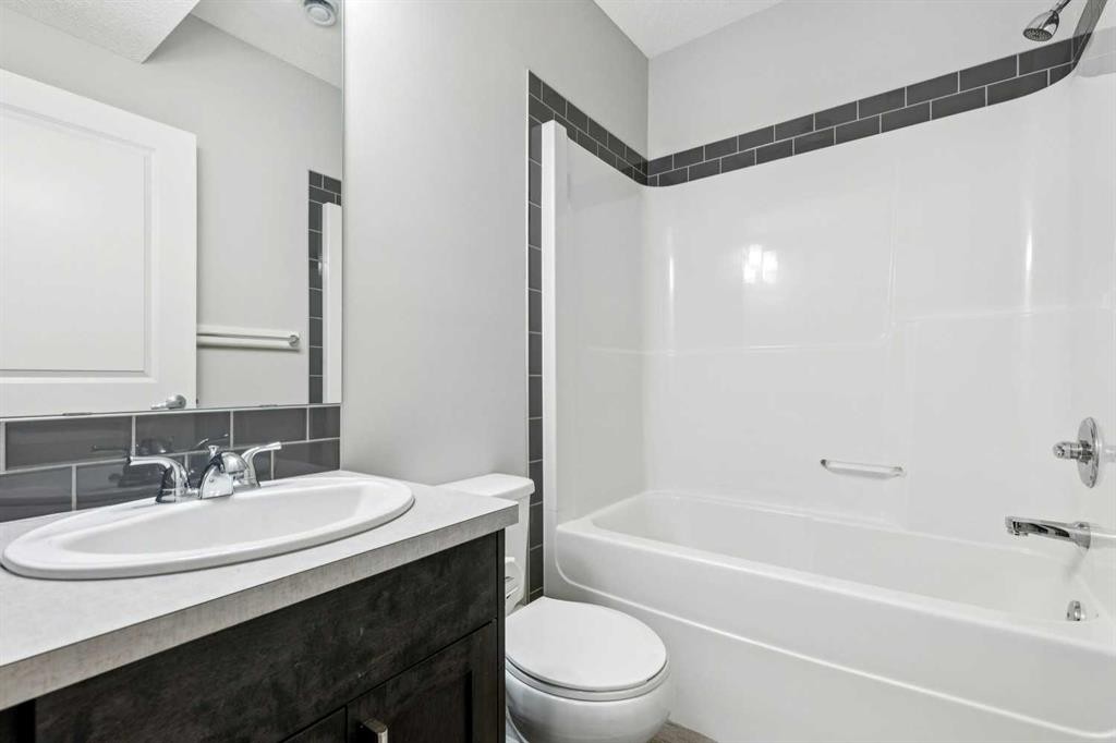 95 Cornerstone Avenue Ne, Calgary, AB - Indoor Photo Showing Bathroom