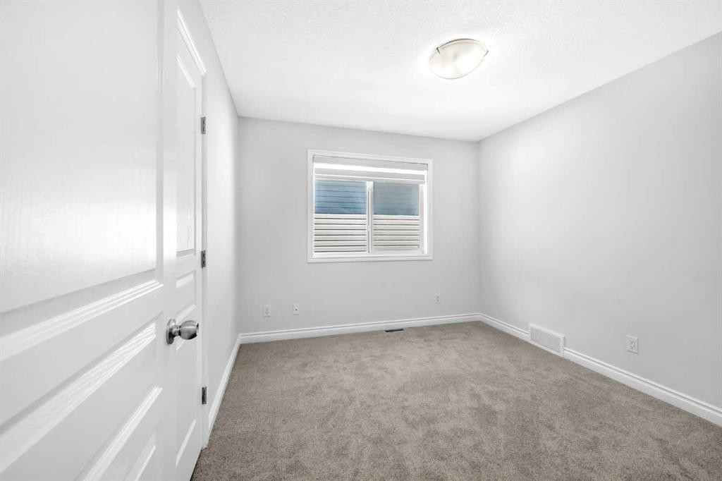422 Taralake Way Ne, Calgary, AB - Indoor Photo Showing Other Room