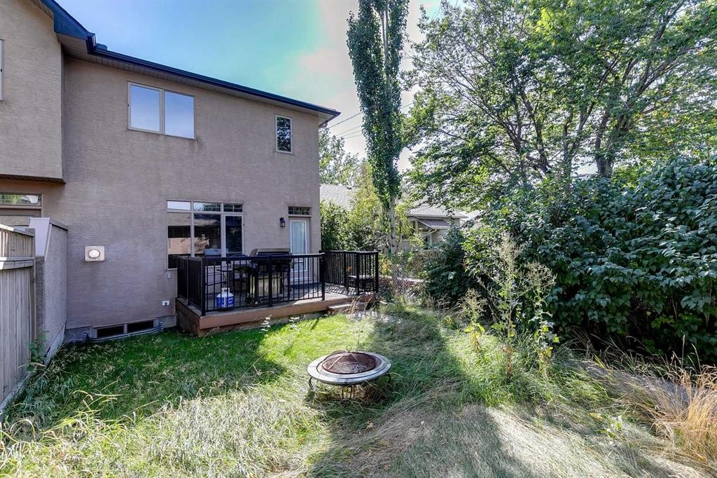446 18 Avenue Ne, Calgary, AB - Outdoor With Deck Patio Veranda