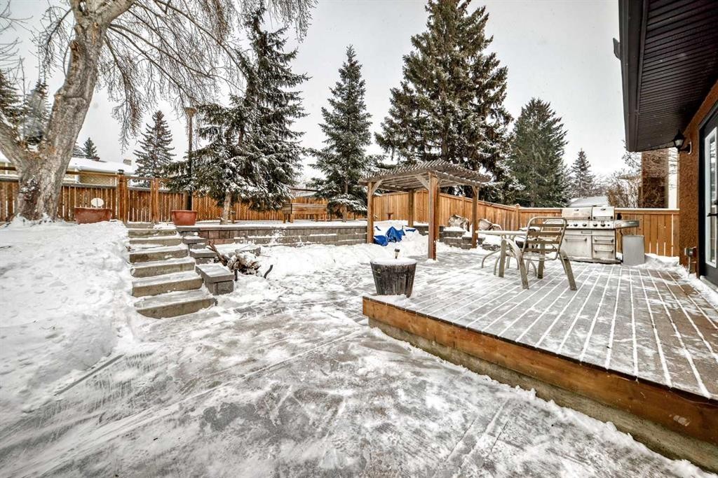 36 Dalrymple Green Nw, Calgary, AB - Outdoor With Deck Patio Veranda