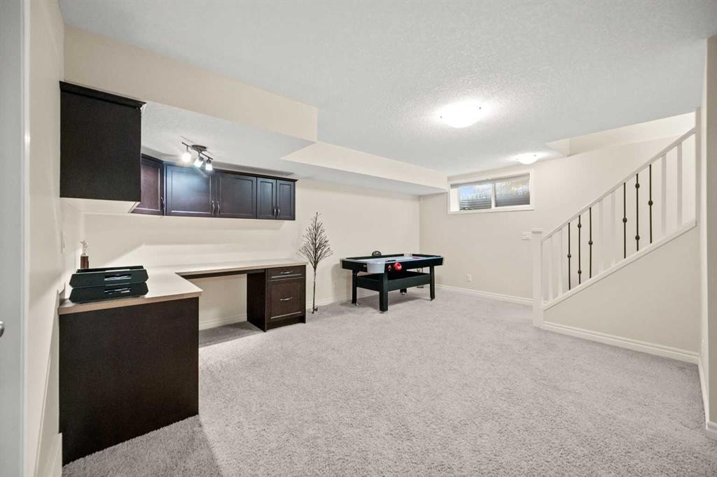 5 Cranarch Way Se, Calgary, AB - Indoor Photo Showing Other Room