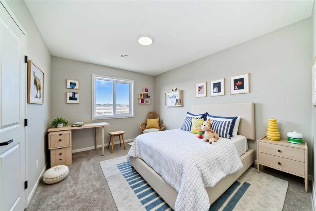 35 Bartlett Crescent Se, Calgary, AB - Indoor Photo Showing Bedroom