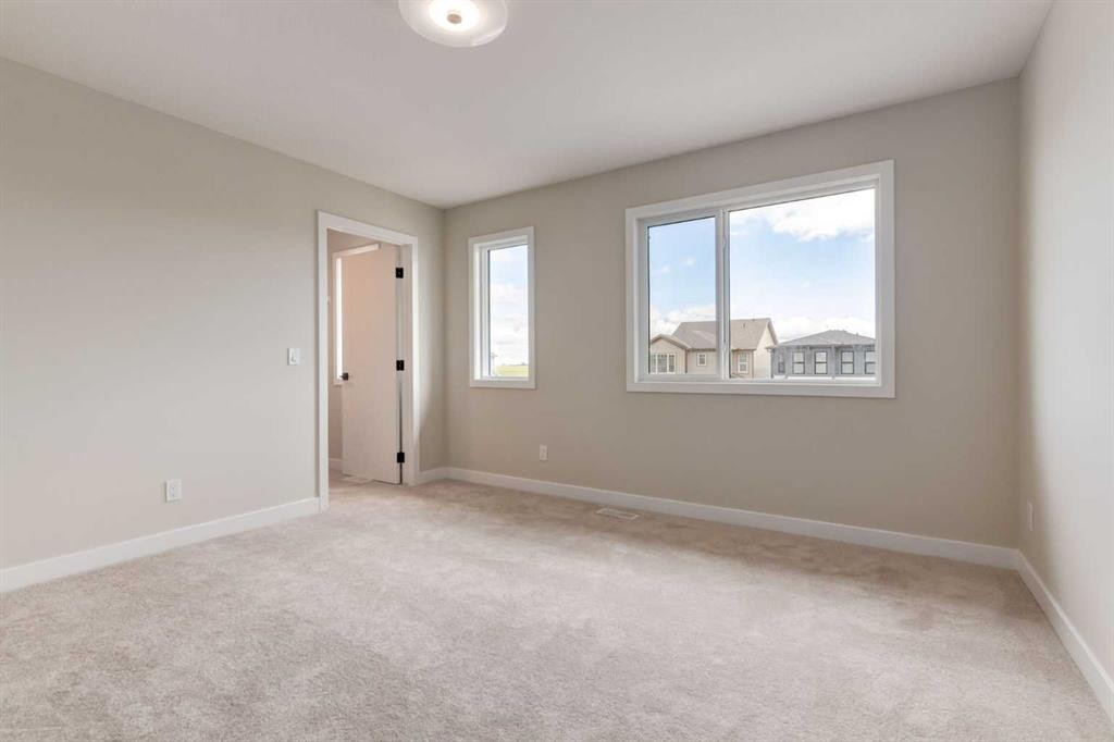 178 Greystone Boulevard, Cochrane, AB - Indoor Photo Showing Other Room