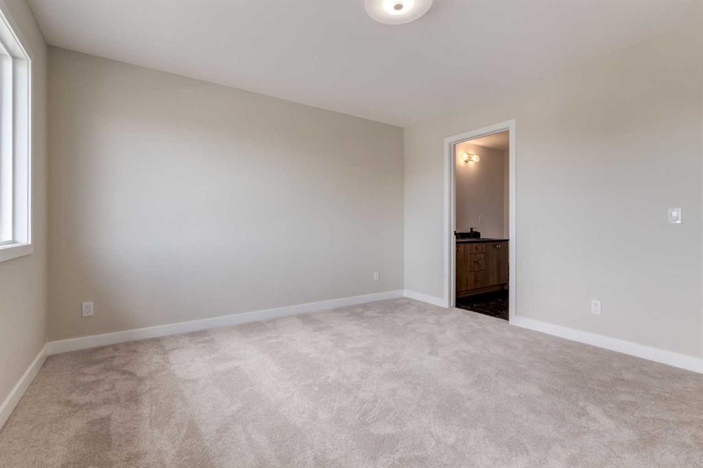 178 Greystone Boulevard, Cochrane, AB - Indoor Photo Showing Other Room