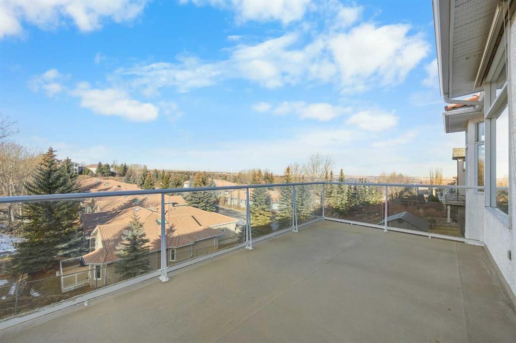 271 Hamptons Terrace Nw, Calgary, AB - Outdoor With View