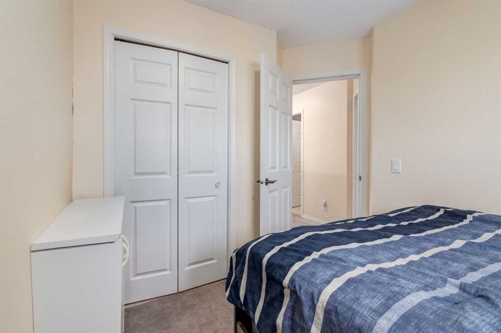 150 Martinbrook Road Ne, Calgary, AB - Indoor Photo Showing Bedroom