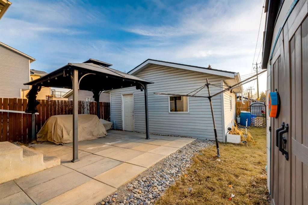 150 Martinbrook Road Ne, Calgary, AB - Outdoor With Exterior