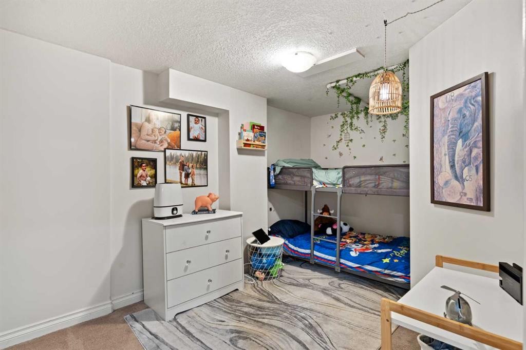 137 Copperleaf Bay Se, Calgary, AB - Indoor