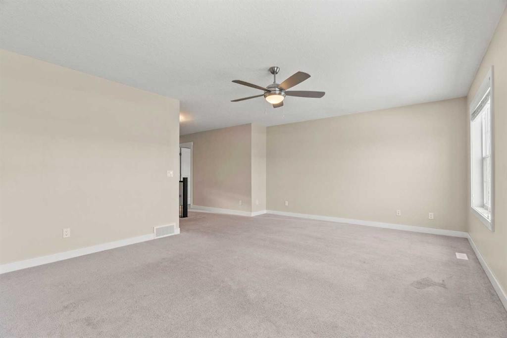 2306 Bayside Circle Sw, Airdrie, AB - Indoor Photo Showing Other Room
