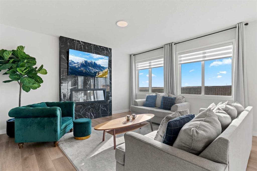 461 Corner Meadows Way Ne, Calgary, AB - Indoor Photo Showing Living Room
