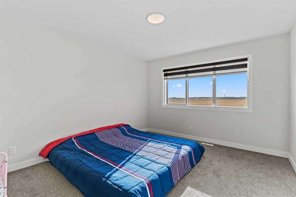 461 Corner Meadows Way Ne, Calgary, AB - Indoor Photo Showing Bedroom