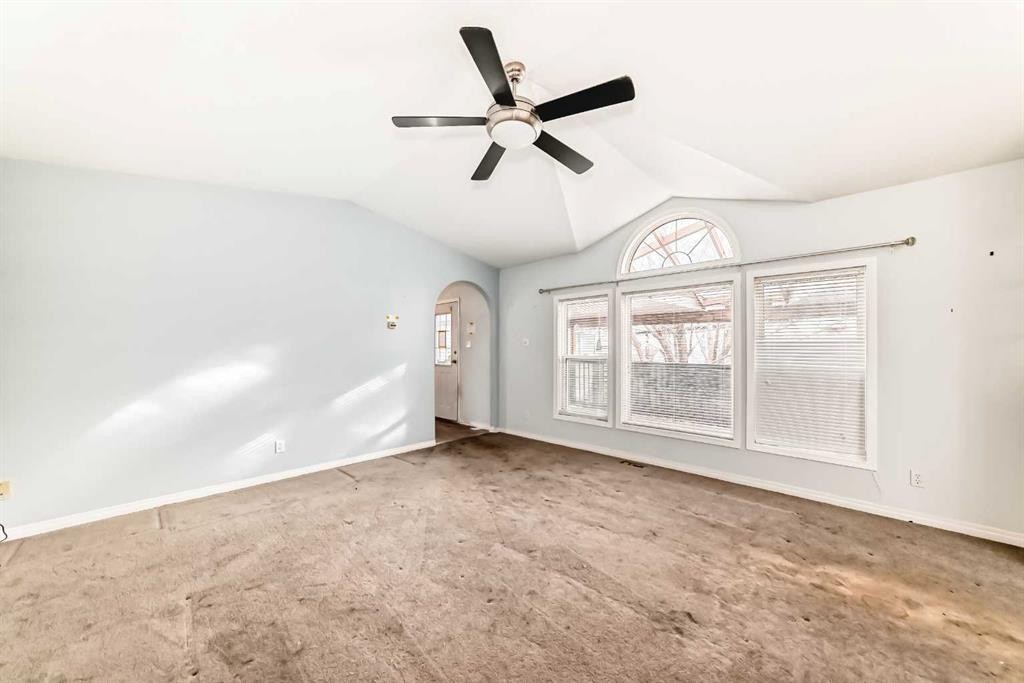 360 Burroughs Circle Ne, Calgary, AB