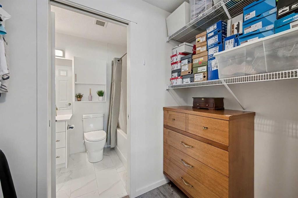 5105-151 Legacy Main Street Se, Calgary, AB - Indoor Photo Showing Other Room