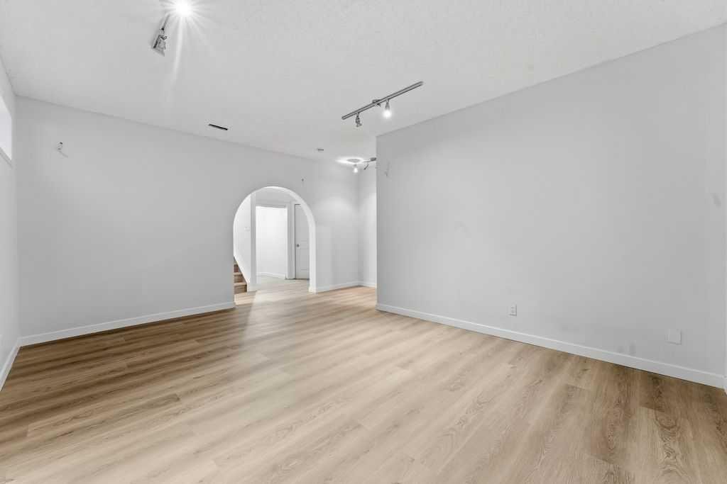 106 New Brighton Circle Se, Calgary, AB - Indoor Photo Showing Other Room