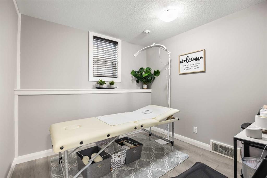 40 Evansfield Place Nw, Calgary, AB - Indoor