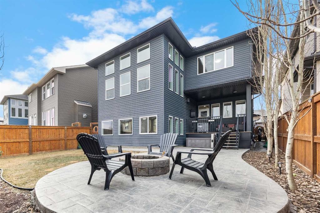 40 Evansfield Place Nw, Calgary, AB - Outdoor With Deck Patio Veranda