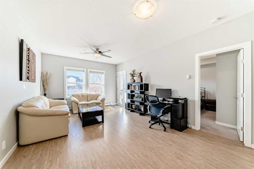 107-100 Cranfield Common Se, Calgary, AB - Indoor