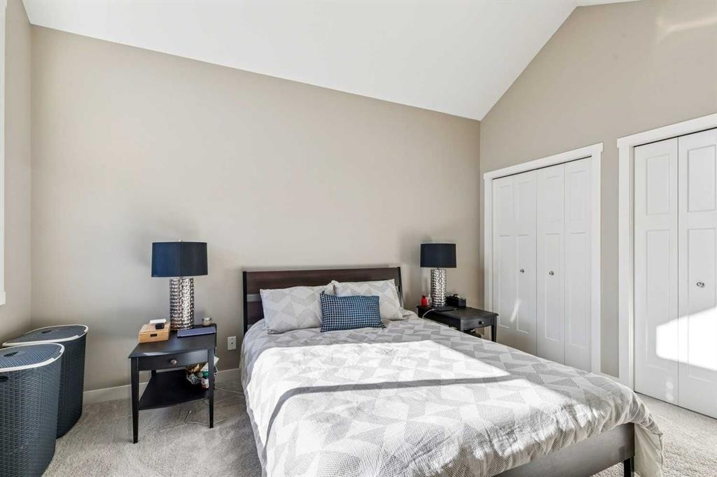 605 Evanston Manor Nw, Calgary, AB - Indoor Photo Showing Bedroom