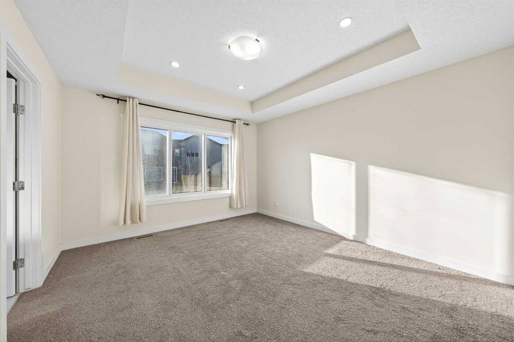 353 Nolanhurst Crescent Nw, Calgary, AB - Indoor Photo Showing Other Room