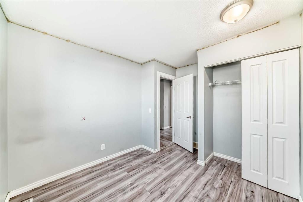 46 Martindale Mews Ne, Calgary, AB - Indoor Photo Showing Other Room