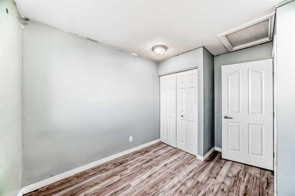 46 Martindale Mews Ne, Calgary, AB - Indoor Photo Showing Other Room