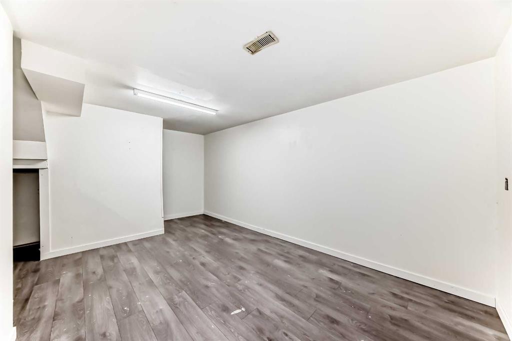 46 Martindale Mews Ne, Calgary, AB - Indoor Photo Showing Other Room
