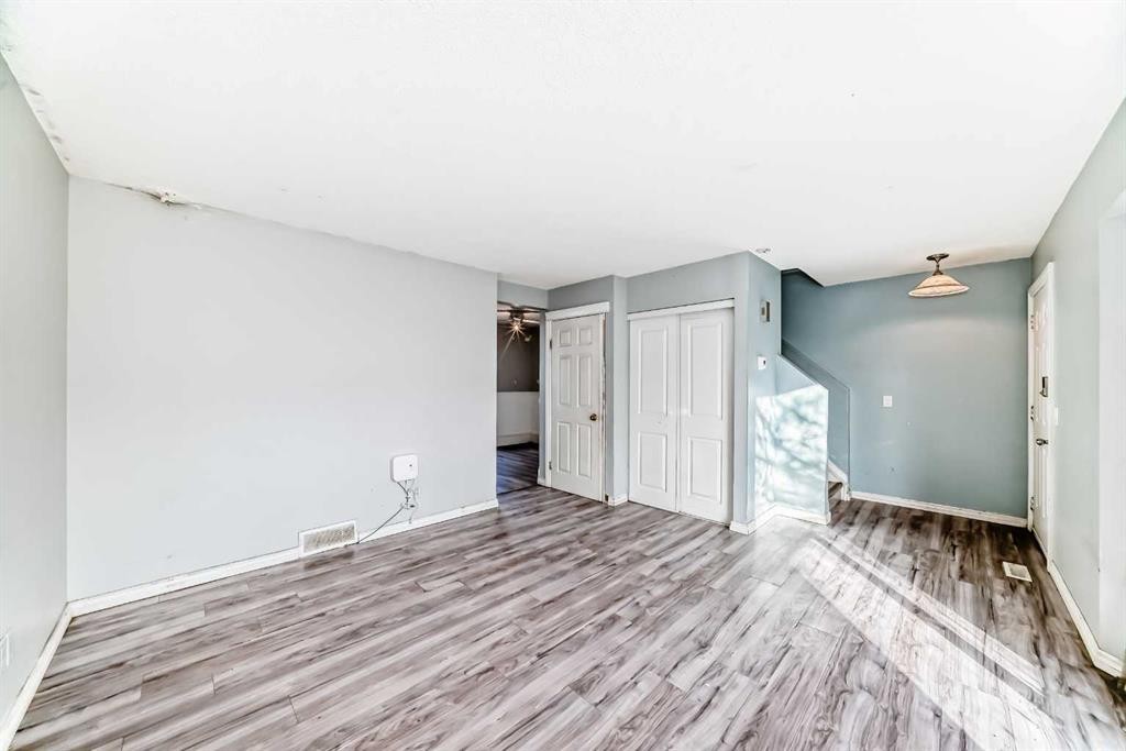 46 Martindale Mews Ne, Calgary, AB - Indoor Photo Showing Other Room