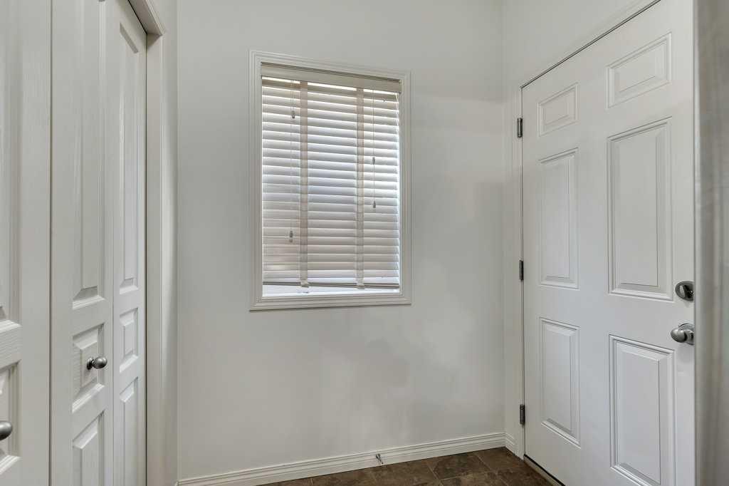 218 Valley Woods Place Nw, Calgary, AB - Indoor Photo Showing Other Room