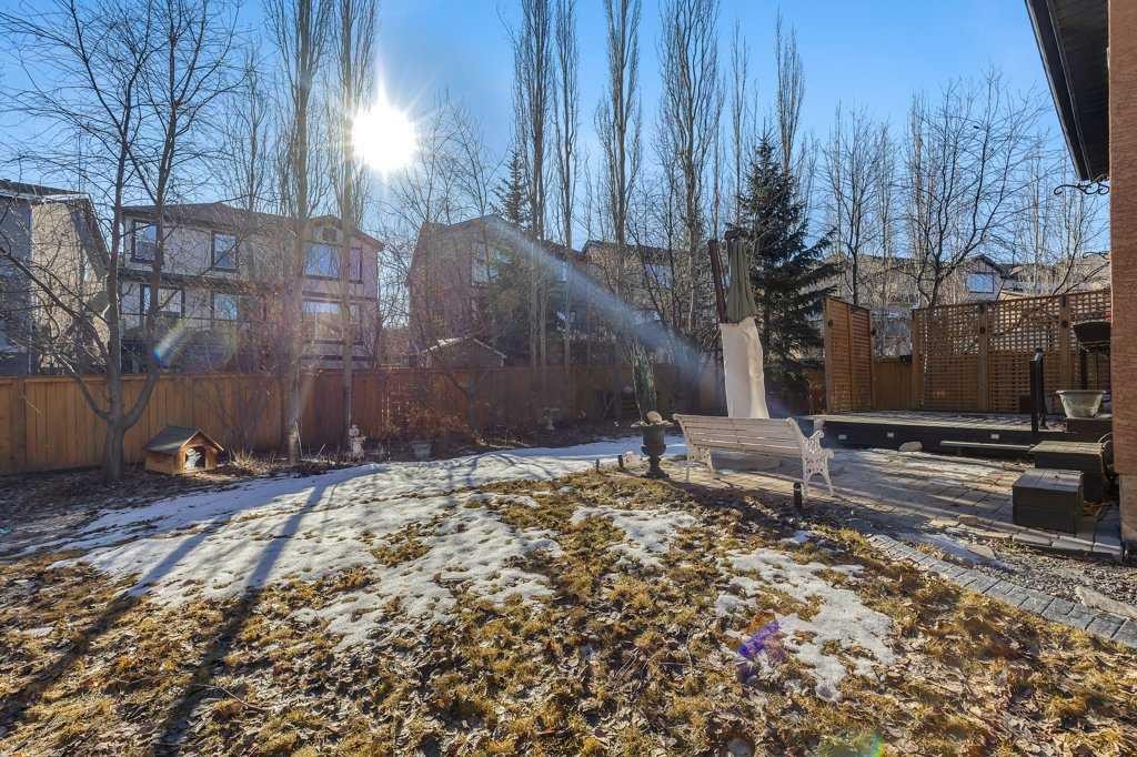 218 Valley Woods Place Nw, Calgary, AB - Outdoor