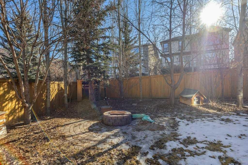 218 Valley Woods Place Nw, Calgary, AB - Outdoor
