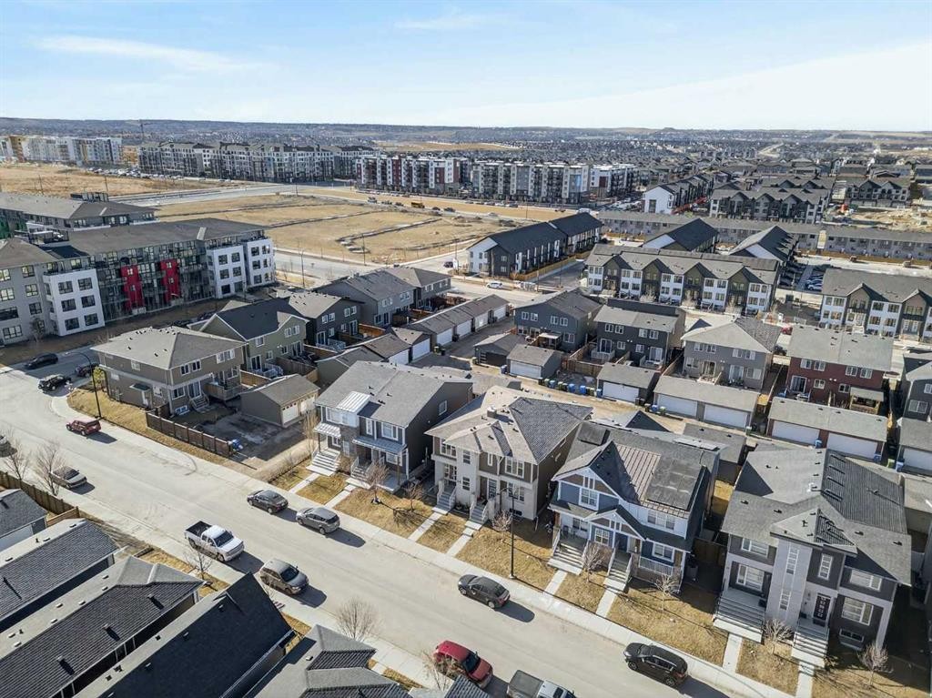 29 Howse Street Ne, Calgary, AB - Outdoor With View