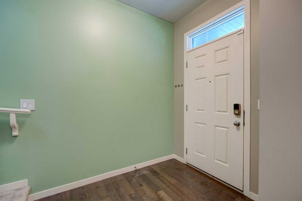 2016 Brightoncrest Green Se, Calgary, AB - Indoor Photo Showing Other Room