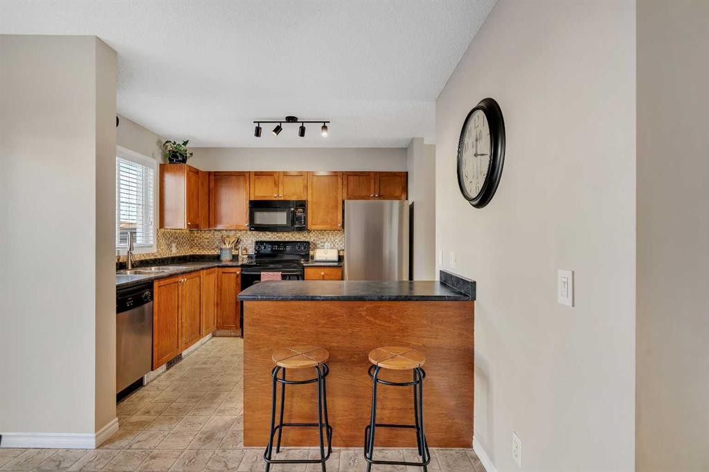 86 Eversyde Common Sw, Calgary, AB