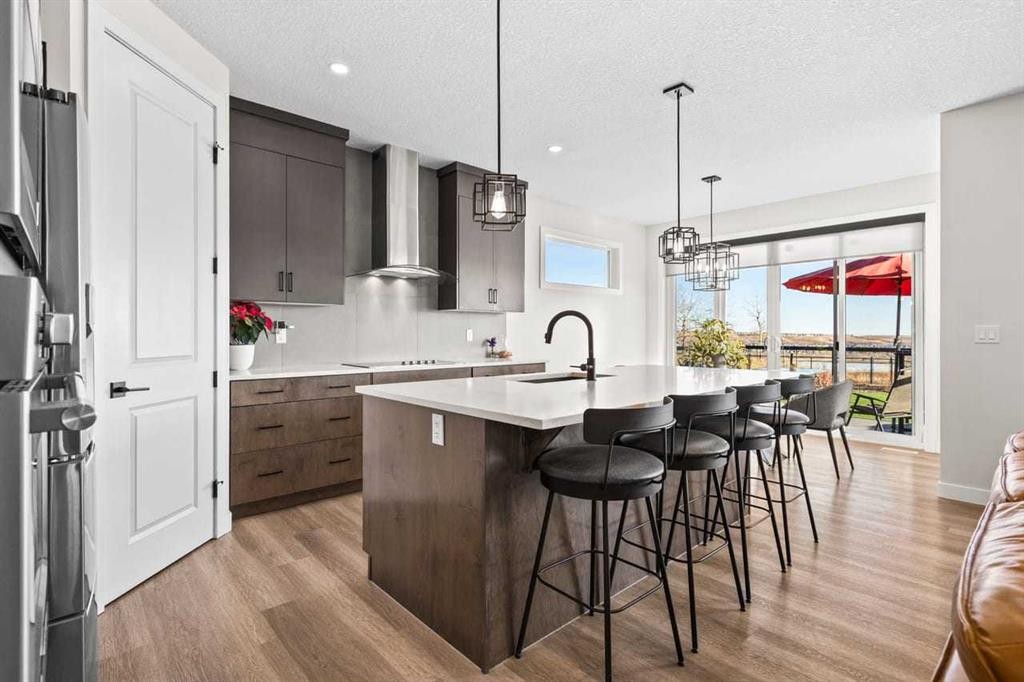 68 Walcrest View Se, Calgary, AB - Indoor Photo Showing Kitchen With Upgraded Kitchen