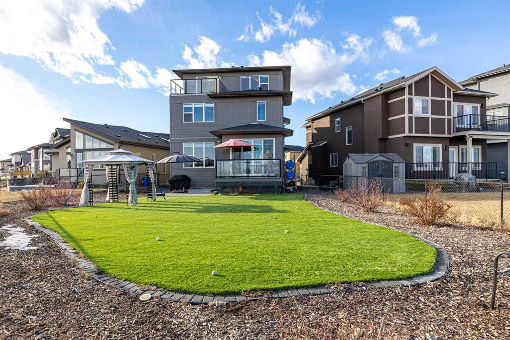 68 Walcrest View Se, Calgary, AB - Outdoor With Balcony