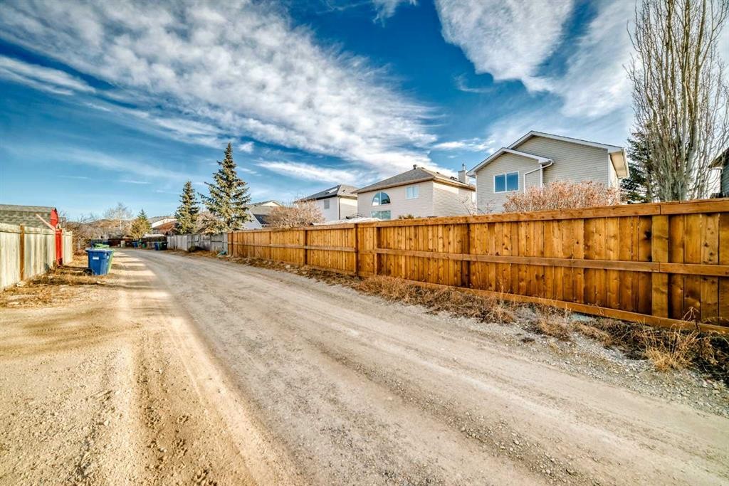 12774 Coventry Hills Way Ne, Calgary, AB - Outdoor