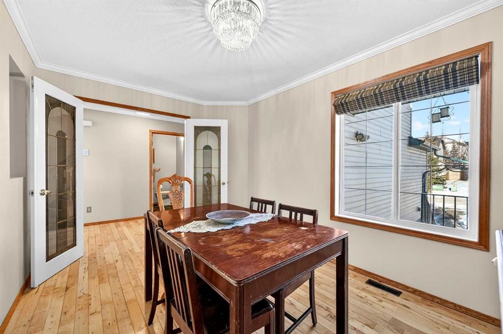 30 Tuscarora Way Nw, Calgary, AB - Indoor