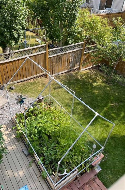 30 Tuscarora Way Nw, Calgary, AB - Outdoor