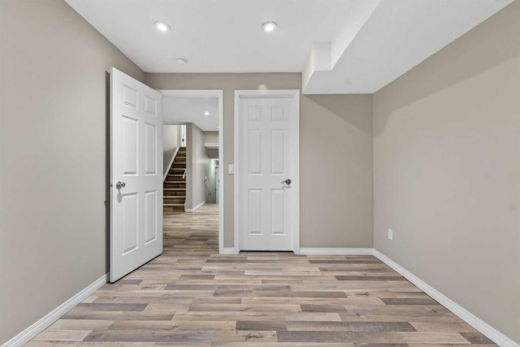 87 Saddlebrook Gardens Ne, Calgary, AB - Indoor Photo Showing Other Room