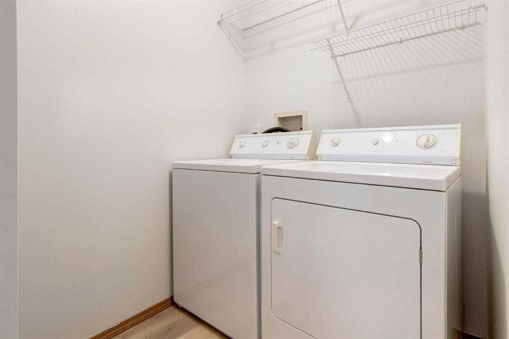 44 Citadel Manor Nw, Calgary, AB - Indoor Photo Showing Laundry Room