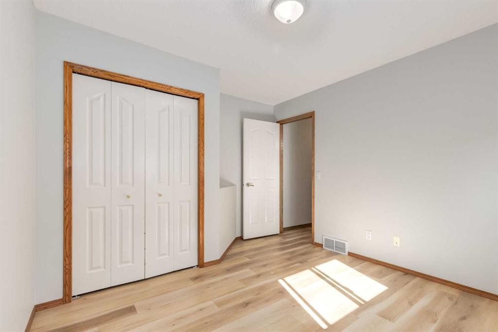 44 Citadel Manor Nw, Calgary, AB - Indoor Photo Showing Other Room