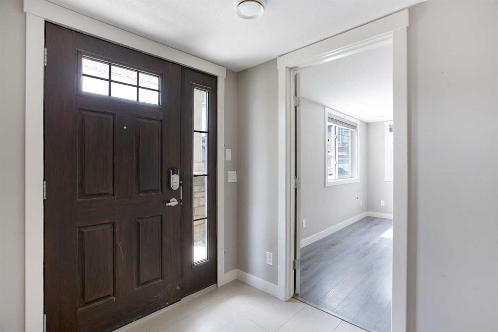 905 Skyview Ranch Grove Ne, Calgary, AB - Indoor Photo Showing Other Room