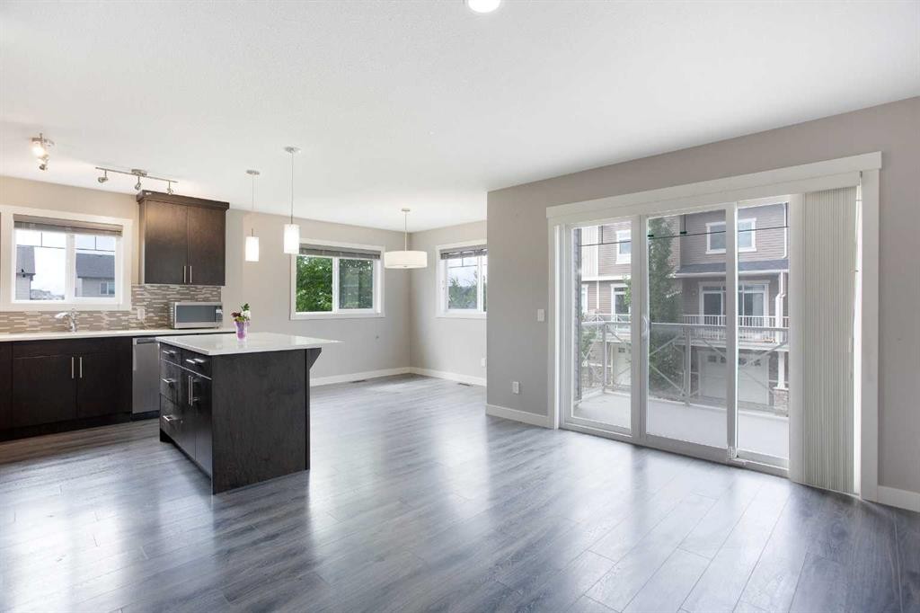 905 Skyview Ranch Grove Ne, Calgary, AB - Indoor Photo Showing Kitchen With Upgraded Kitchen