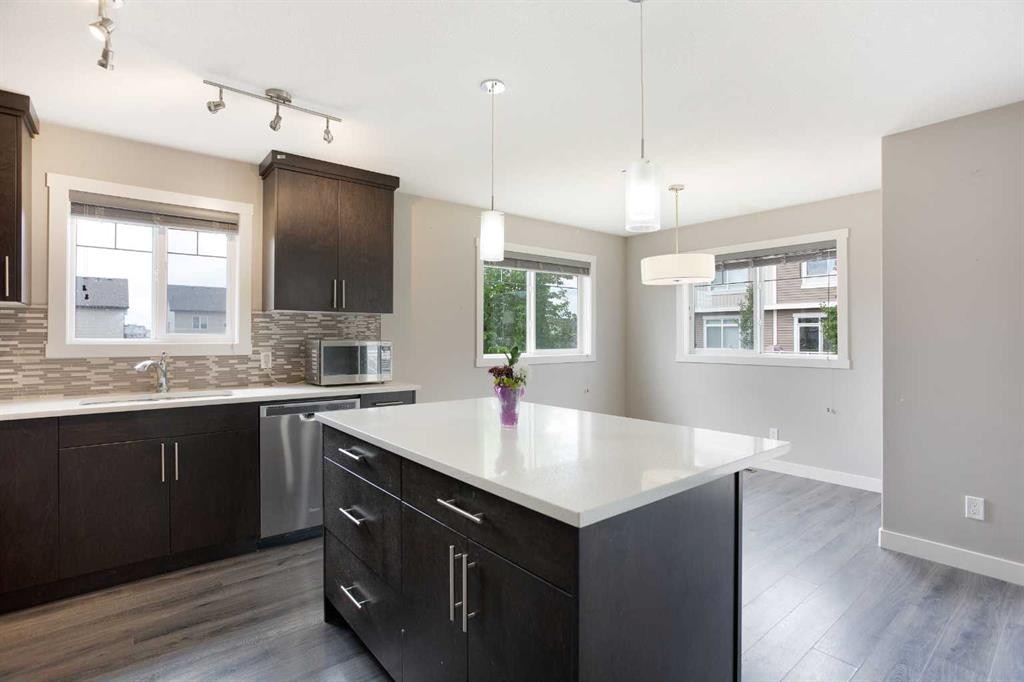 905 Skyview Ranch Grove Ne, Calgary, AB - Indoor Photo Showing Kitchen With Upgraded Kitchen