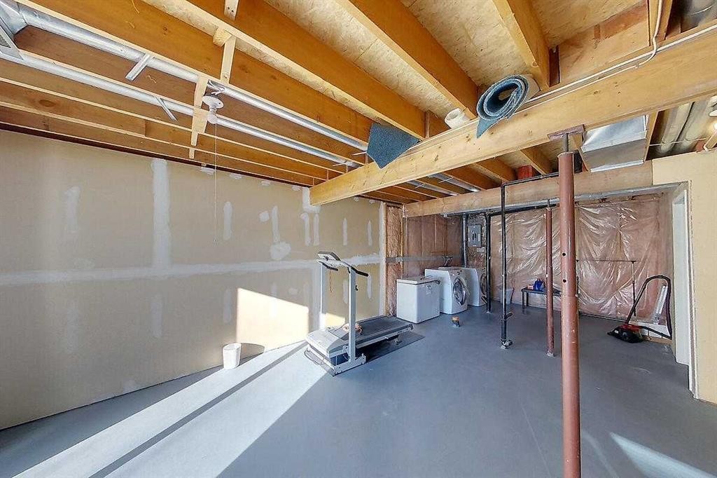 317 Sandringham Road Nw, Calgary, AB - Indoor Photo Showing Basement