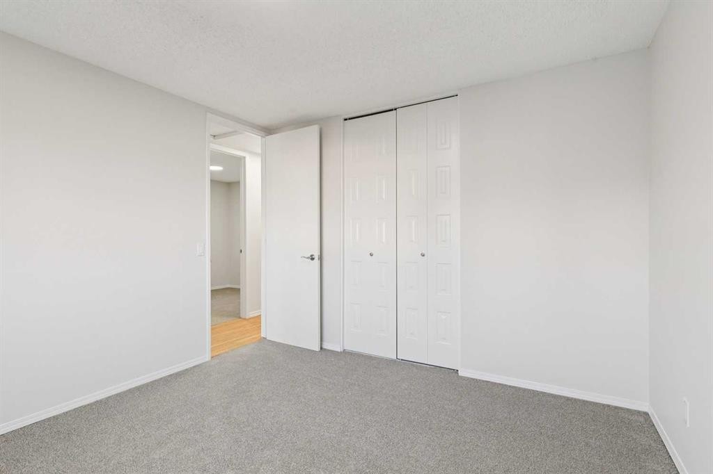 354 Maitland Hill Ne, Calgary, AB - Indoor Photo Showing Other Room