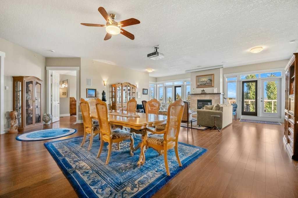 404-4 Hemlock Crescent Sw, Calgary, AB - Indoor With Fireplace