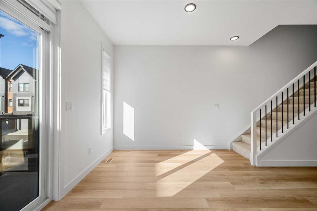 204-550 Seton Circle Se, Calgary, AB - Indoor Photo Showing Other Room