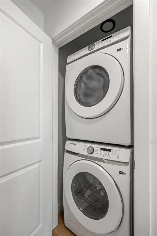 204-550 Seton Circle Se, Calgary, AB - Indoor Photo Showing Laundry Room