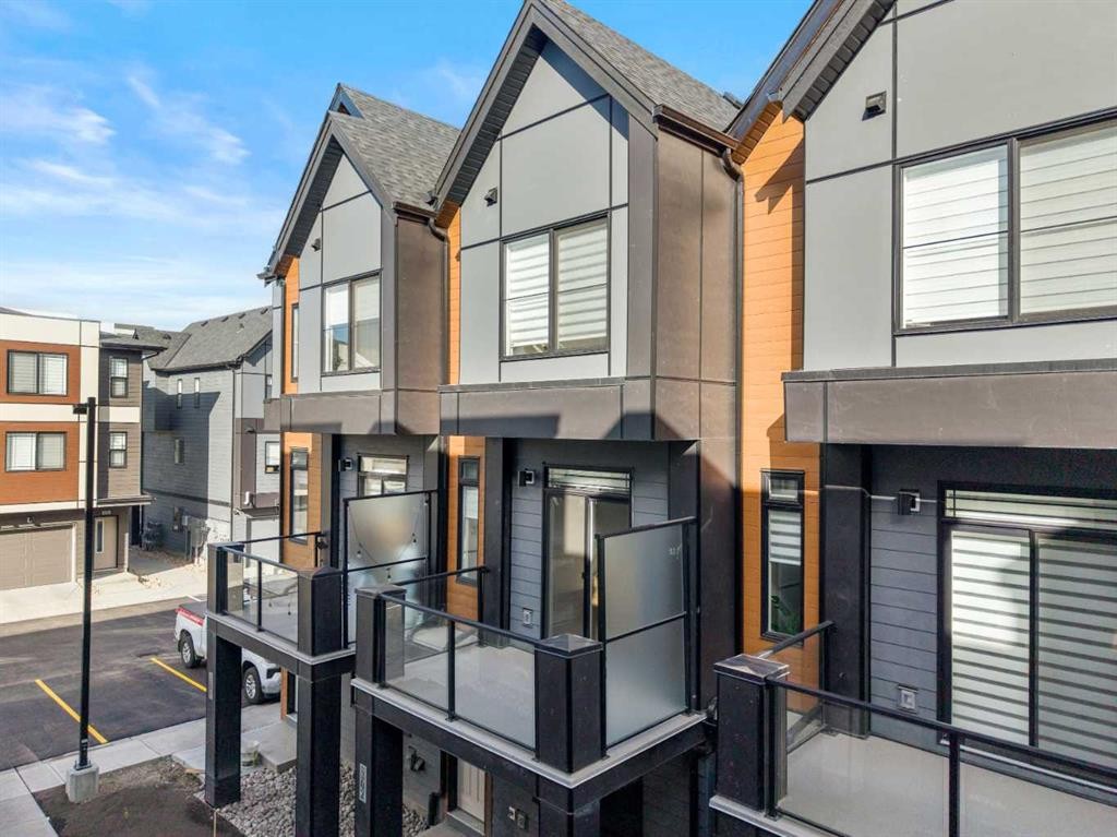 204-550 Seton Circle Se, Calgary, AB - Outdoor With Exterior
